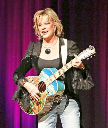 A9R1u7nz5g_hyrtlo_2d4